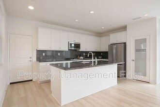 45314 Via Vela in Temecula, CA - Building Photo - Building Photo