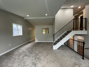4210 Burningtree Rd in Liverpool, NY - Building Photo - Building Photo