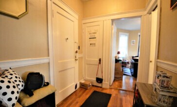 319 Allston St, Unit 4 in Boston, MA - Building Photo - Building Photo