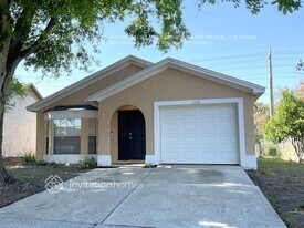 7710 Robert E Lee Rd in Tampa, FL - Building Photo