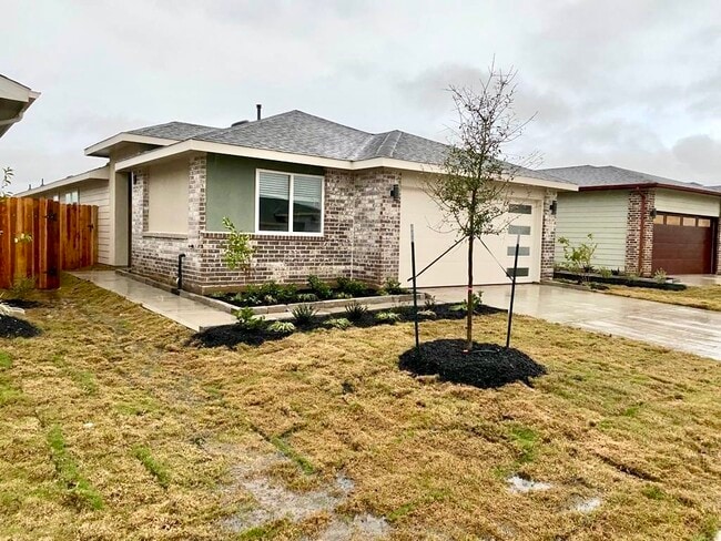 2824 Gunnersbury Dr in Houston, TX - Building Photo - Building Photo