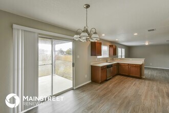 338 Spruce Breeze in San Antonio, TX - Building Photo - Building Photo