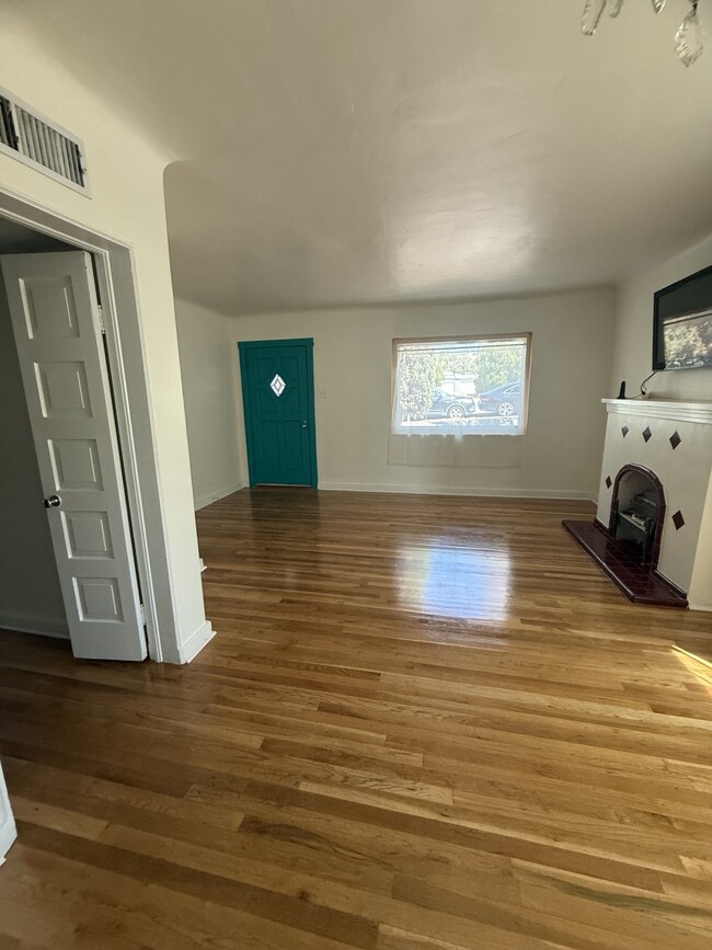 211 N Campbell St in El Paso, TX - Building Photo - Building Photo