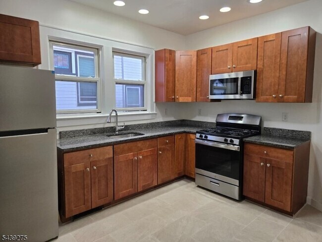 property at 27 Cleveland Ave