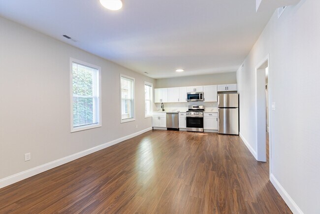466 E 7th St in Boston, MA - Building Photo - Building Photo