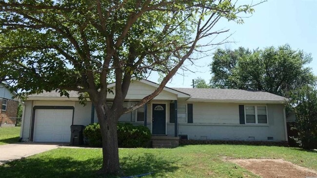 property at 2205 NW 46th St