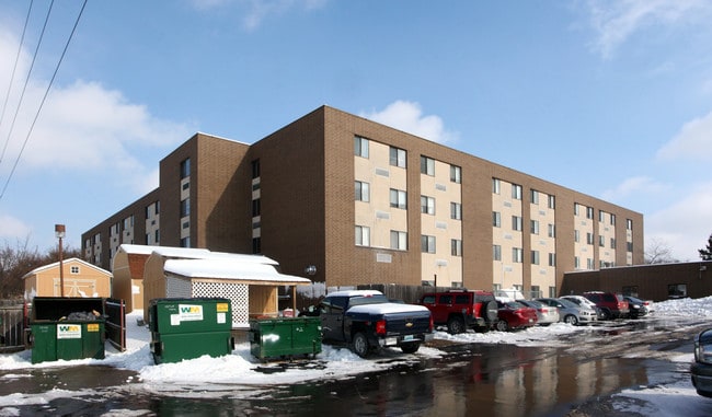 Mayfair Village in Dublin, OH - Foto de edificio - Building Photo