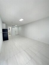 2300 SW 18th Terrace in Fort Lauderdale, FL - Building Photo - Building Photo