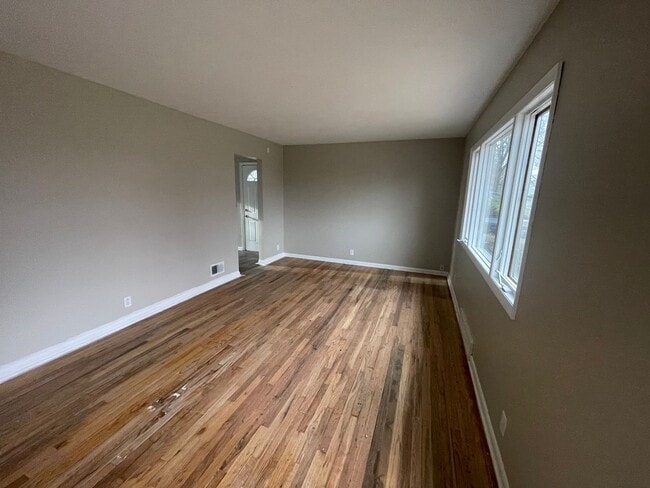 3510 S 87th Ave in Omaha, NE - Foto de edificio - Building Photo