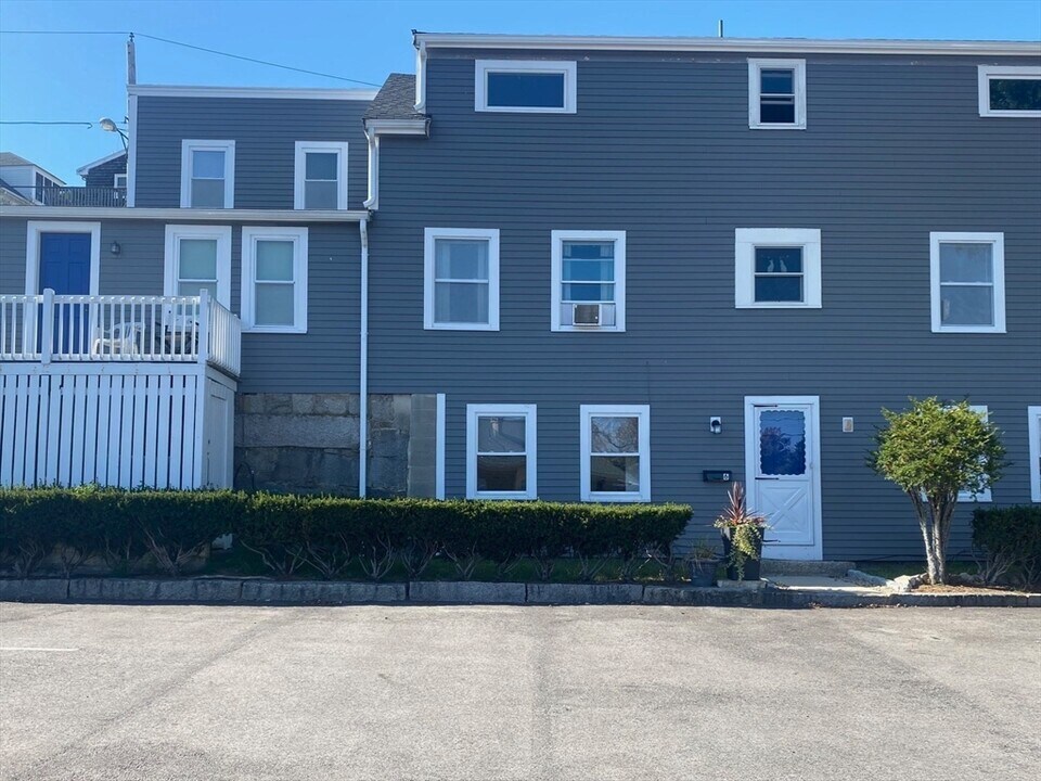 6 Jewett St in Rockport, MA - Building Photo