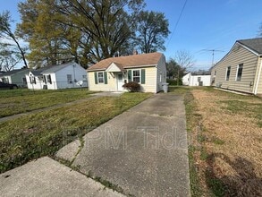 720 Westwood Ave in Hampton, VA - Building Photo - Building Photo