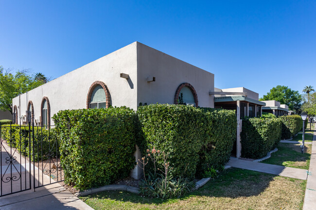 8145 N Central Ave in Phoenix, AZ - Building Photo - Building Photo