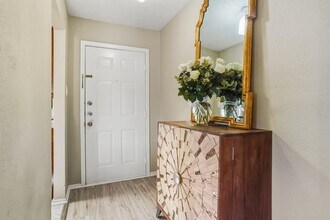 702 Michol St in Grapevine, TX - Building Photo - Building Photo