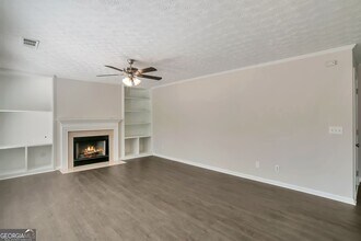 1001 River Plantation Dr in Woodstock, GA - Building Photo - Building Photo