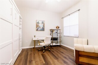 1355 Mariposa Cir in Naples, FL - Building Photo - Building Photo