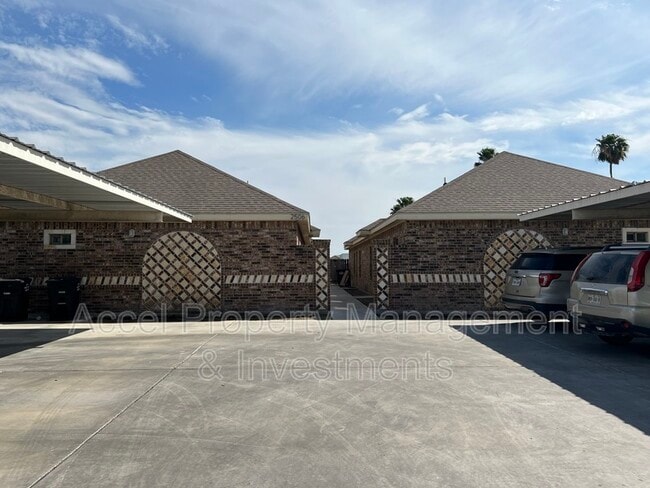 property at 2506 E Garfield Ave