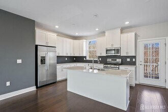 1901 Swales Ct in Monroe Township, NJ - Building Photo - Building Photo