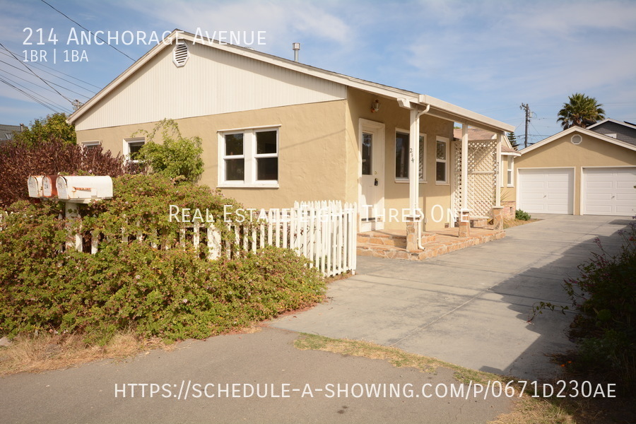 214 Anchorage Ave in Santa Cruz, CA - Building Photo