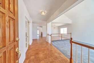 3203 Montagne Way in Thousand Oaks, CA - Foto de edificio - Building Photo