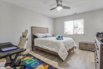 23662 Fair Weather Dr in Canyon Lake, CA - Building Photo - Building Photo