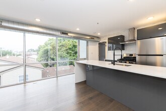 1520 N Marshall St, Unit 4 in Philadelphia, PA - Foto de edificio - Building Photo