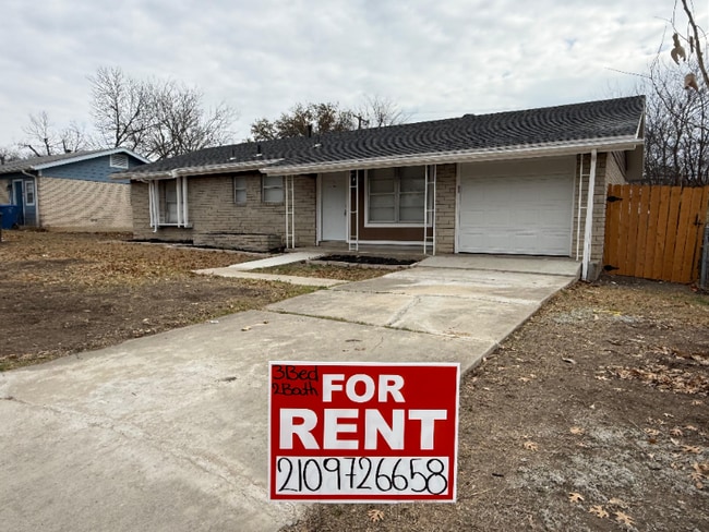 property at 4410 Moana Dr