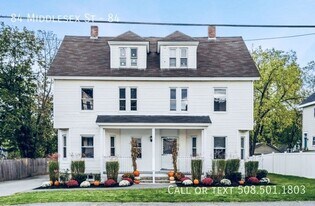 84 Middlesex St in North Chelmsford, MA - Building Photo