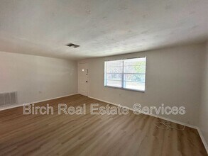 3402 Peterborough St in Holiday, FL - Building Photo - Building Photo