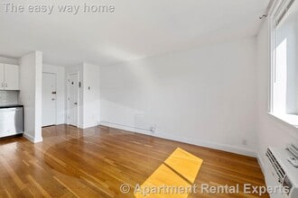 134 Summer St, Unit #32 in Malden, MA - Foto de edificio - Building Photo