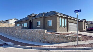 12821 Rock Cliff Ave in El Paso, TX - Building Photo - Building Photo