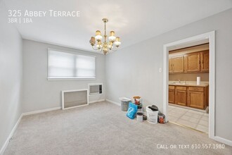325 Abbey Terrace in Drexel Hill, PA - Building Photo - Building Photo