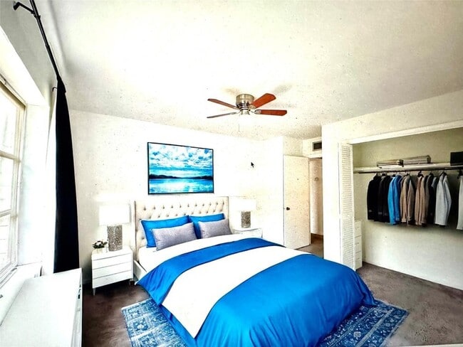 12 NE 19th Ct, Unit 204A in Wilton Manors, FL - Foto de edificio - Building Photo