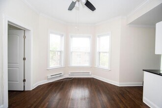 917 W Waveland Ave, Unit 3B in Chicago, IL - Building Photo - Building Photo