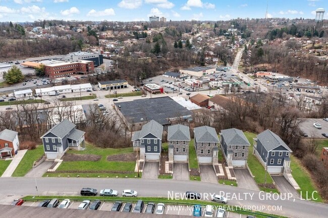 1831 Chessland St in Pittsburgh, PA - Building Photo - Building Photo