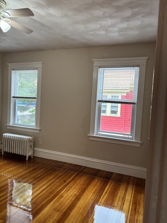 23 Prospect St, Unit 23 Prospect Street in Cranston, RI - Building Photo