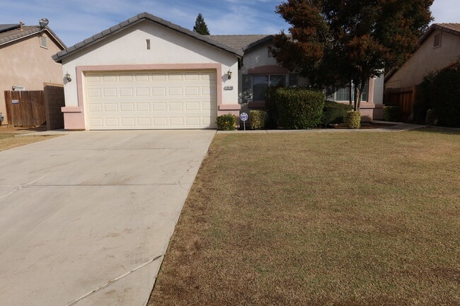 property at 10100 Grand View Summit Dr