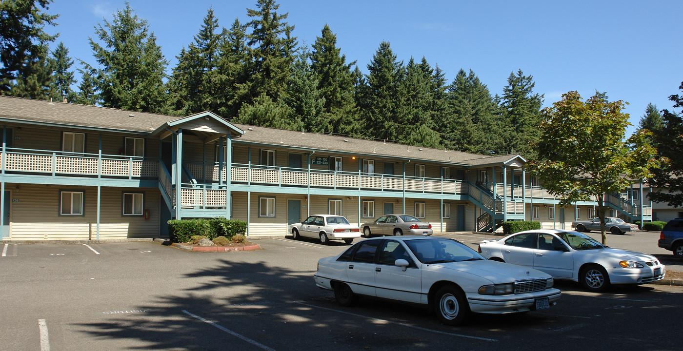 Rockwood Park Apartments in Portland, OR - Building Photo