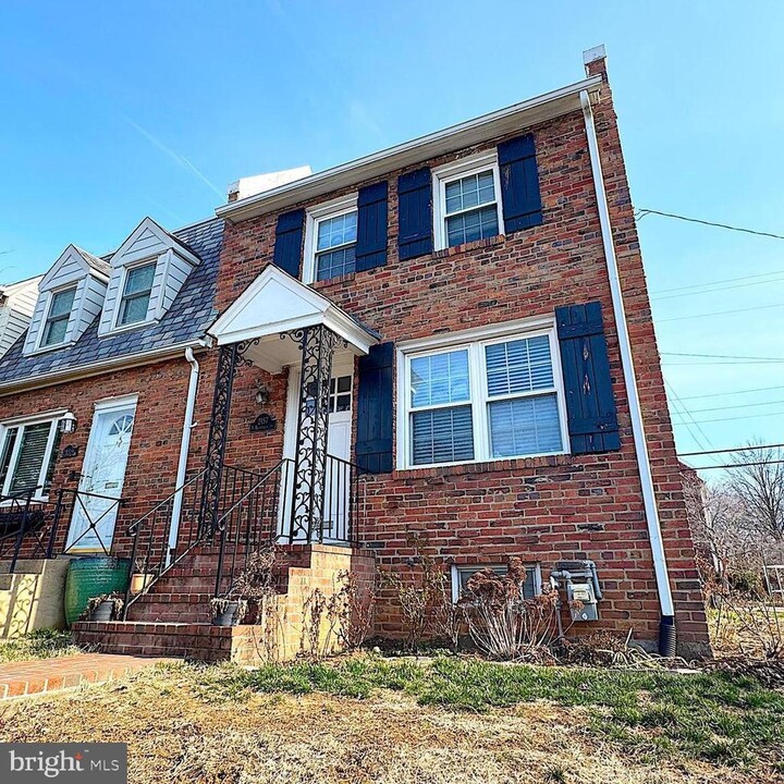 2157 N Brandywine St in Arlington, VA - Building Photo