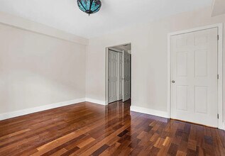 163 St Nicholas Ave in New York, NY - Building Photo - Building Photo