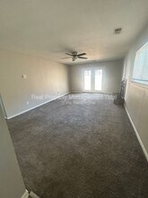 1083 Tall Oak Dr in Virginia Beach, VA - Building Photo - Building Photo