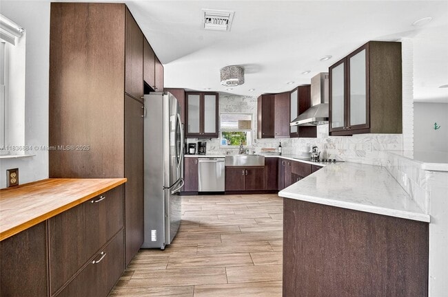 2036 NE 30th St in Fort Lauderdale, FL - Building Photo - Building Photo