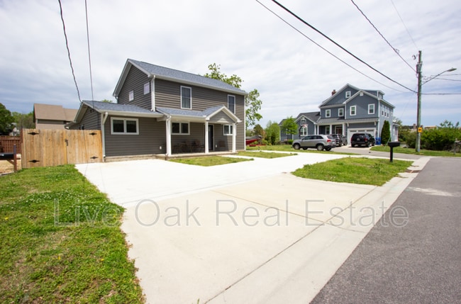 501 Delaware Ave in Virginia Beach, VA - Building Photo - Building Photo