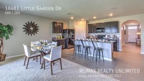 16481 Little Garden Dr in Wimauma, FL - Building Photo - Building Photo