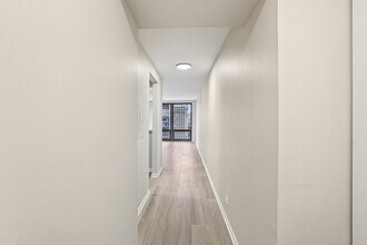 440 N Wabash Ave in Chicago, IL - Building Photo - Building Photo