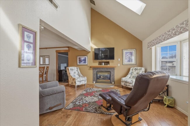 925 S Haskett St in Mountain Home, ID - Building Photo - Building Photo