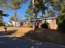 7136 Wilson Dr in Leeds, AL - Building Photo