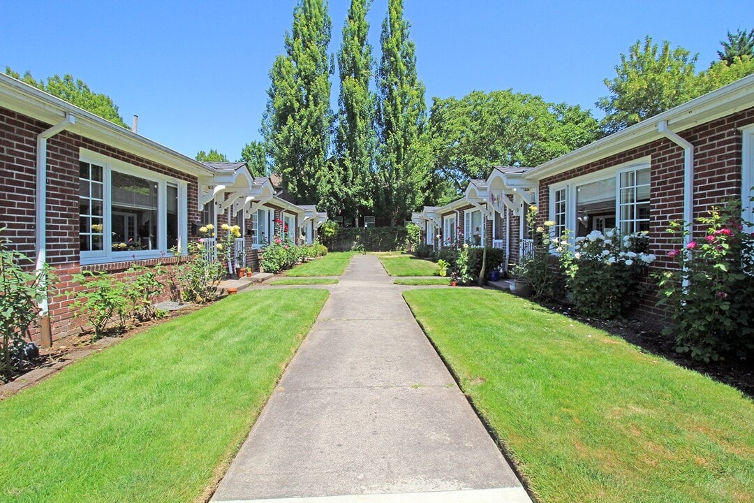 1007 NE Tillamook St in Portland, OR - Building Photo