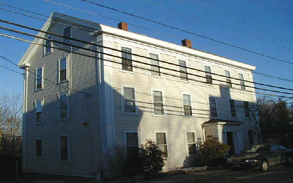 Mount Pleasant House in Rockport, MA - Building Photo