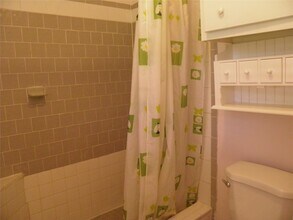8827 Neff St in Houston, TX - Building Photo - Building Photo