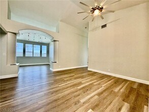 5524 Flora Spray St in Las Vegas, NV - Building Photo - Building Photo